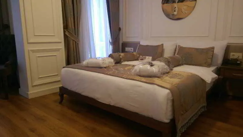 Darkmen Hotel 2 Istanbul