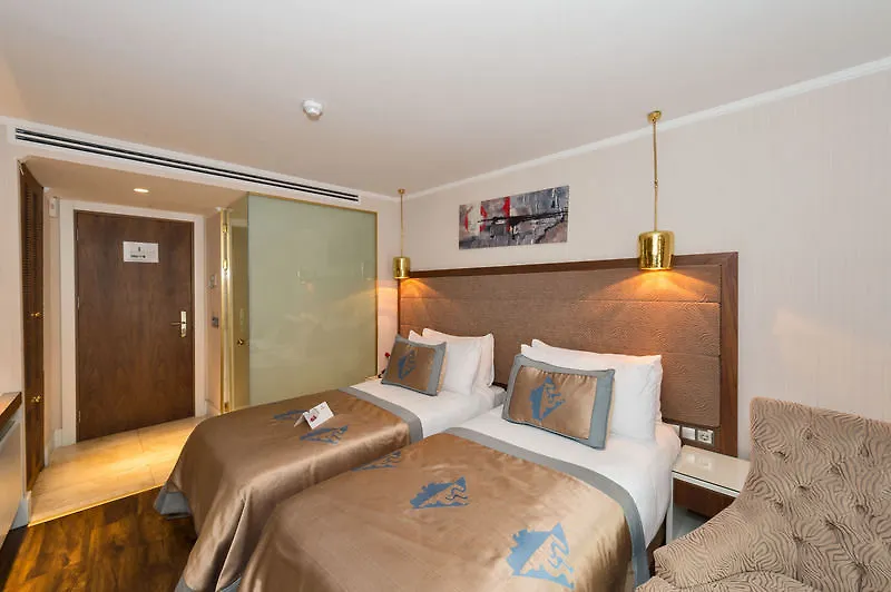 Darkmen Hotel 2 Istanboel